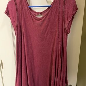 Maroon we the free top with keyhole back